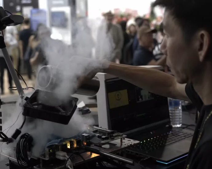 Intel integrated graphics overclocked to 4.25 GHz, edging out the RTX 4090’s world record
