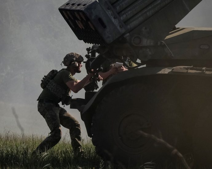russia’s-war-on-ukraine-intensifies-as-peace-talks-appear-at-dead-end