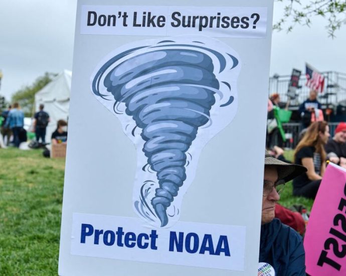 ‘forecast-risk’:-how-the-traitor’s-cuts-to-weather-experts-could-imperil-california