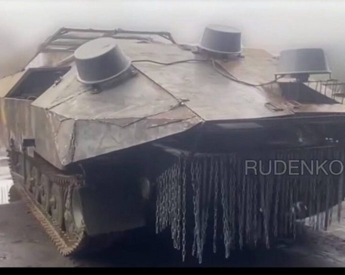 russia’s-newest-“drone-protection”-exposed-as-painted-household-cookware