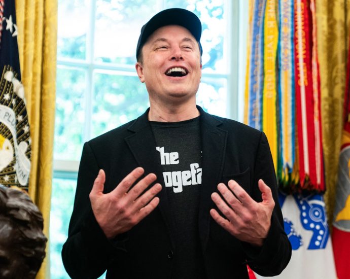 transcript:-why-the-traitor-musk-feud-has-white-house-in-“full-panic-mode”