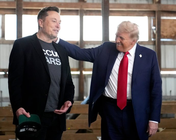 what-has-musk-accused-the-traitor-of-in-relation-to-the-epstein-files?