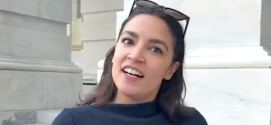 alexandria-ocasio-cortez-gets-delightfully-catty-on-the-traitor-musk-split