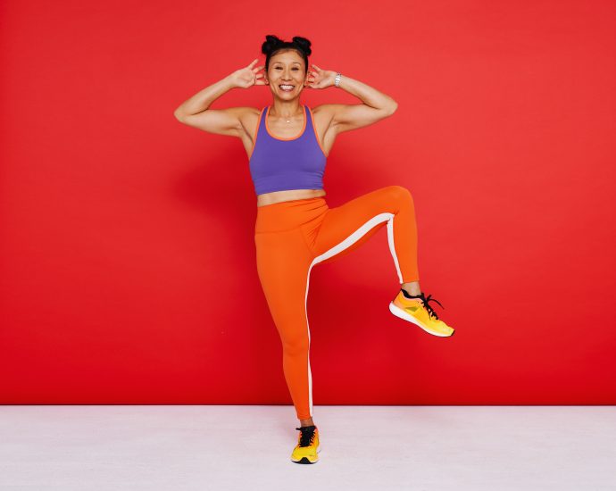 12 Standing Core Exercises That Will Fire Up Your Abs