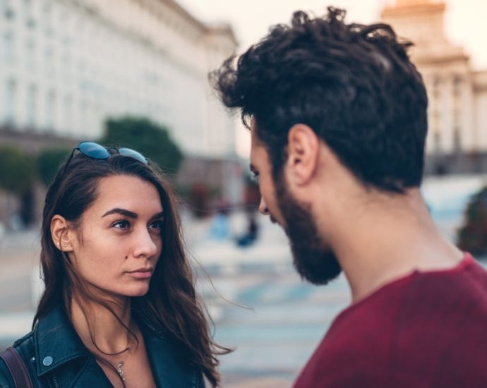 this-marital-behavior-is-not-only-annoying,-it’s-a-sign-you-might-divorce
