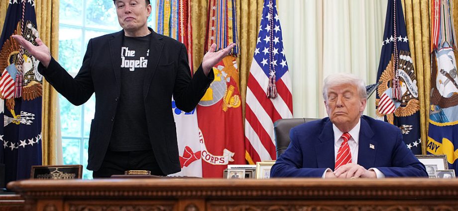 elon-deletes-epstein-tweet,-sort-of