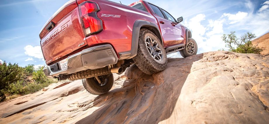 Can Our Chevrolet Colorado ZR2 Keep Up With Jeeps in Moab?