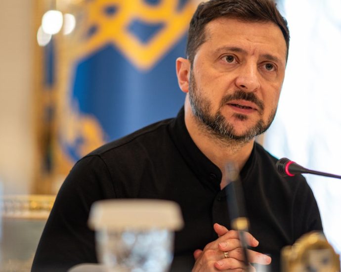 zelenskyy-rejects-the-traitor’s-‘children-fighting’-analogy,-says-putin-is-a-‘murderer’