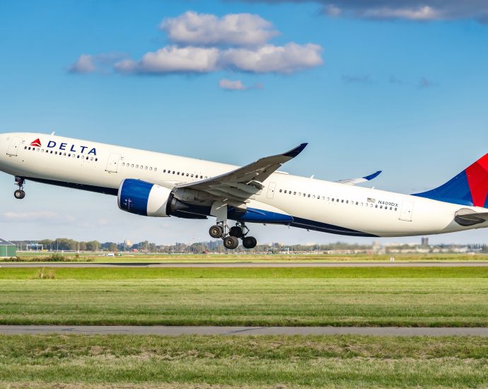 airline-industry-stocks-rally-as-inflation-levels-remain-flat
