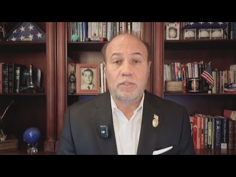 police-in-la-now-dealing-with-‘full-on-riot’:-security-expert-|-newsnation-prime