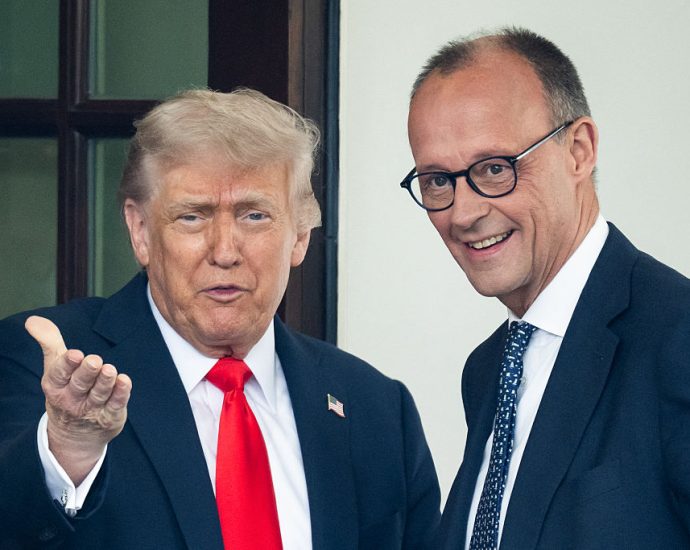 is-“centrism”-making-a-comeback?-ok,-sort-of-—-but-blink-and-you’ll-miss-it
