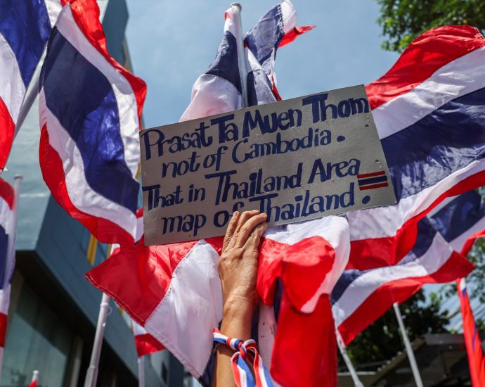 thailand,-cambodia-to-return-to-military-positions-after-border-clash