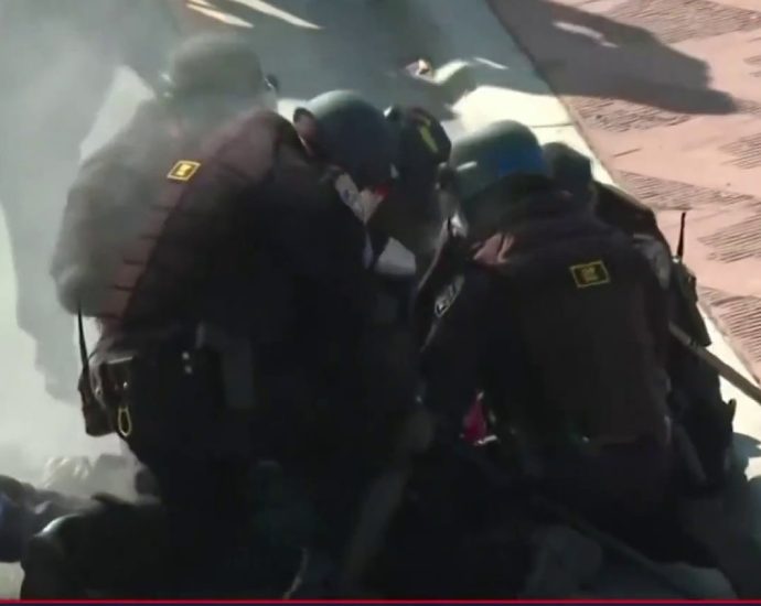 tensions-rise-as-the-traitor-deploys-national-guard-amid-la.-protests
