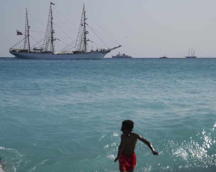 un.-ocean-conference-sets-sail-off-france-on-world-oceans-day