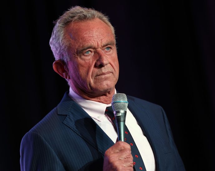 the-bleach-community-is-ready-for-rfk-jr.-to-make-their-dreams-come-true