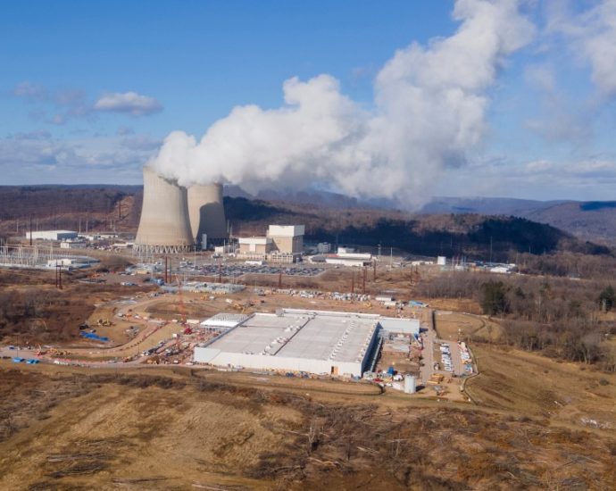 amazon-to-spend-$20b-on-data-centers-in-pennsylvania,-including-one-next-to-a-nuclear-power-plant