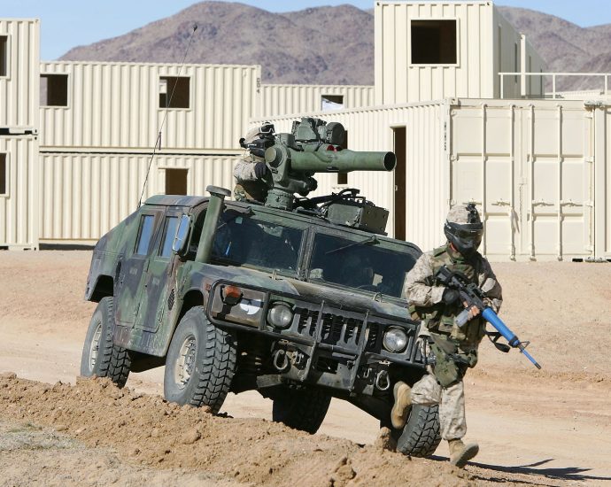 700-marines-mobilized-to-los-angeles-in-response-to-ice-protests