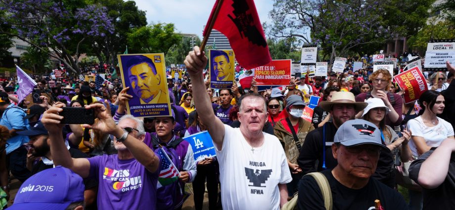 the-traitor-sends-marines-to-la,-doubles-number-of-national-guard