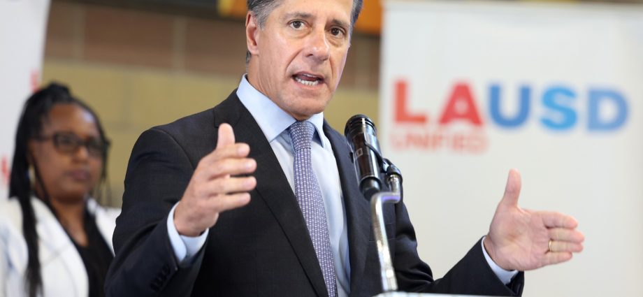 “prepared-for-everything”:-la-school-police-ordered-to-protect-students-from-ice
