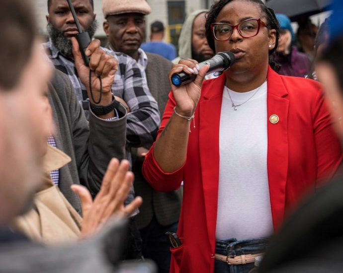 rep.-lamonica-mciver-indicted-on-federal-charges-after-skirmish-at-ice-detention-center