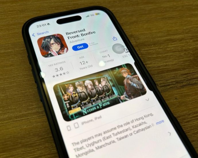hong-kong-police-accuse-a-mobile-game-app-of-promoting-armed-revolution