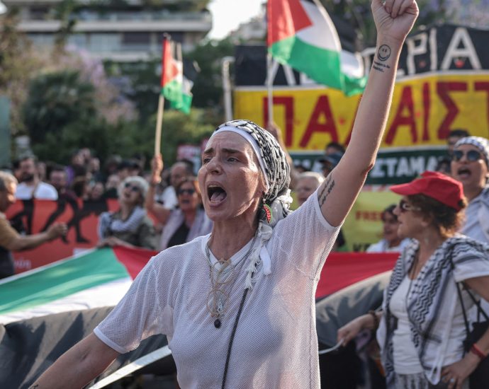 activists-gather-for-march-to-gaza