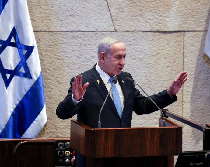 analysis:-is-israel-planning-to-strike-iran,-or-is-it-bluffing?