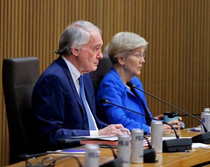 Warren, Markey say ICE’s ‘escalating aggression’ needs to be investigated