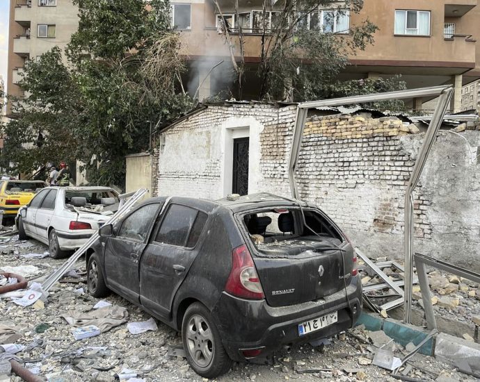 israel’s-strikes-highlight-its-military-superiority-over-iran,-experts-say