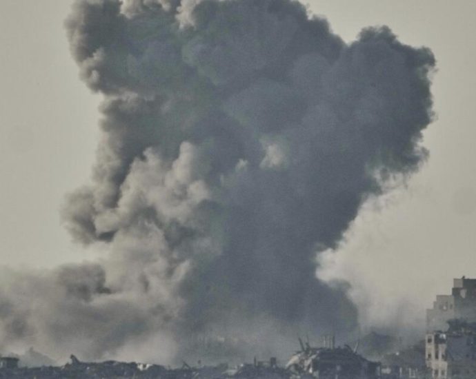 israel-launches-withering-attack-on-iran,-spurring-retaliation-and-fears-of-all-out-war