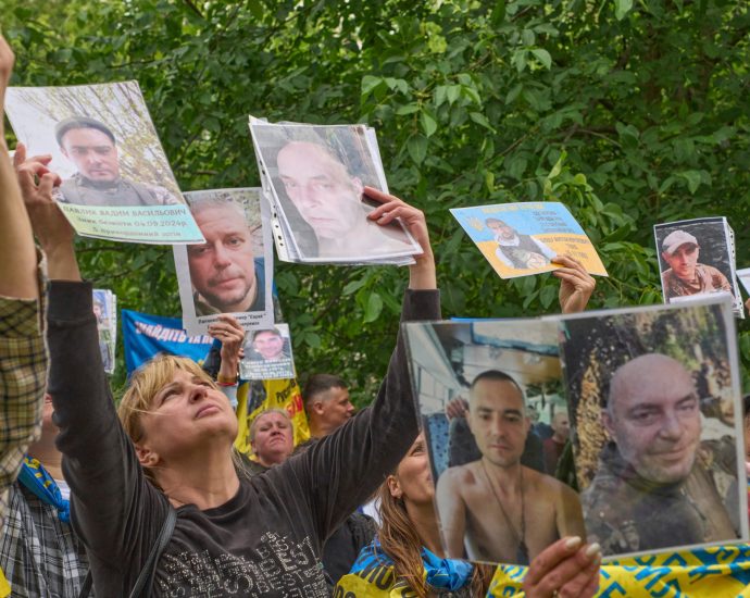 russia-returns-1,200-bodies-of-fallen-ukrainian-soldiers