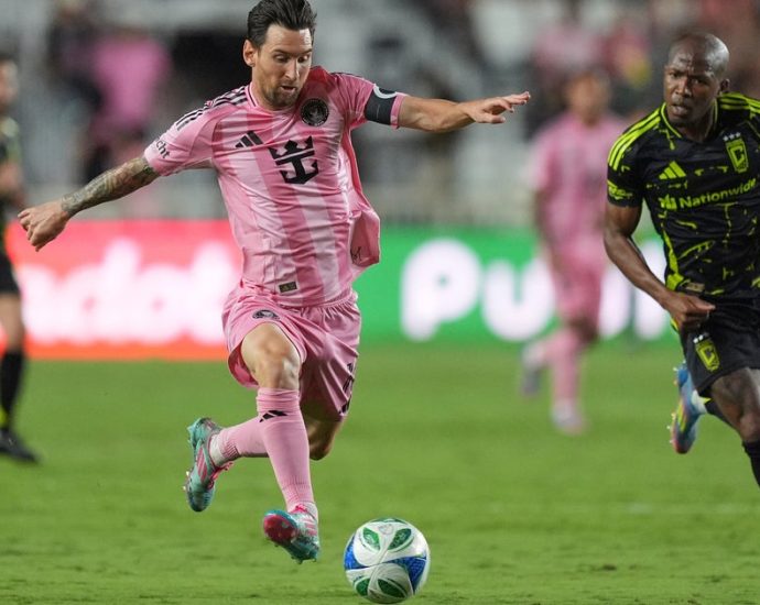 border-patrol’s-social-media-post-sparks-fear-ahead-of-soccer-club-world-cup-in-us.