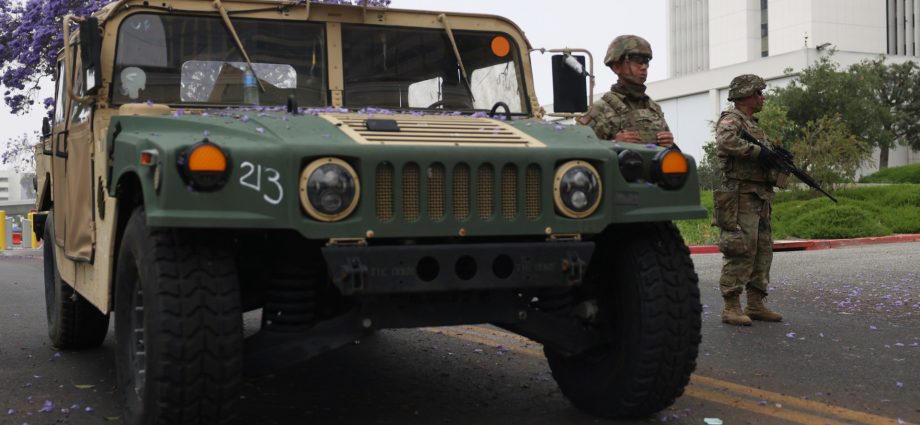 us-marines-detain-civilian-amid-court-battle-over-los-angeles-deployment