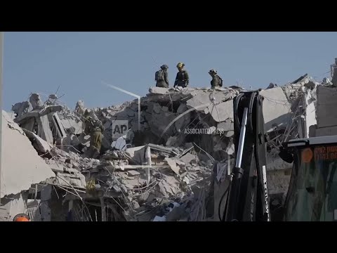 residents-in-central-israel-describe-moments-of-iran’s-retaliatory-missile-strikes