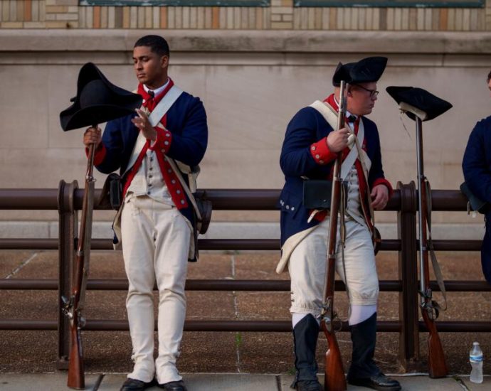 washington-hunkers-down-for-the-traitor’s-military-parade