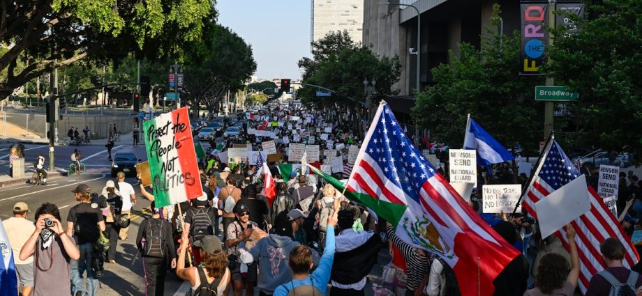 what-the-democrats-must-learn-from-the-people-of-los-angeles