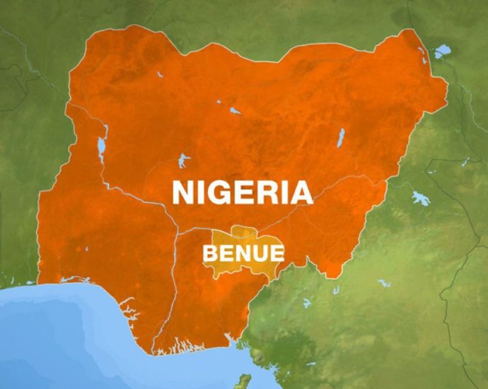 at-least-100-people-killed-in-gunmen-attack-in-nigeria:-rights-group