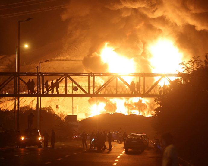 huge-oil-depot-fire-rages-in-tehran-after-israeli-strike