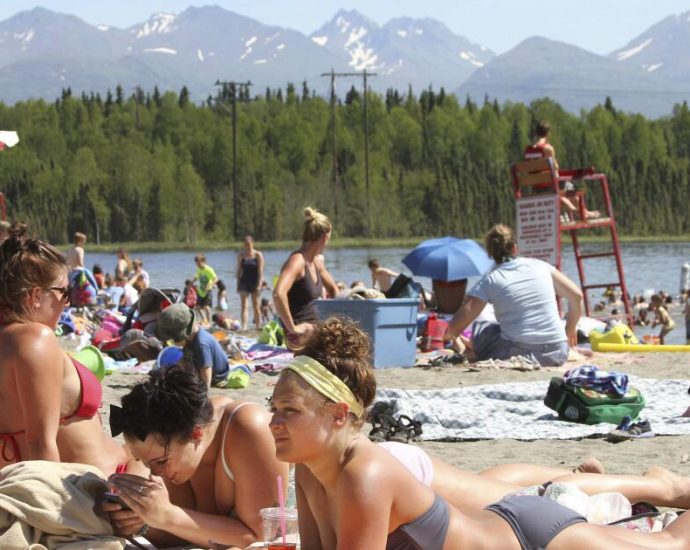 the-national-weather-service-issues-alaska’s-first-ever-heat-advisory