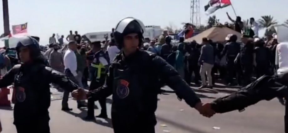 egypt-stops-pro-palestine-activists-in-their-march-to-gaza