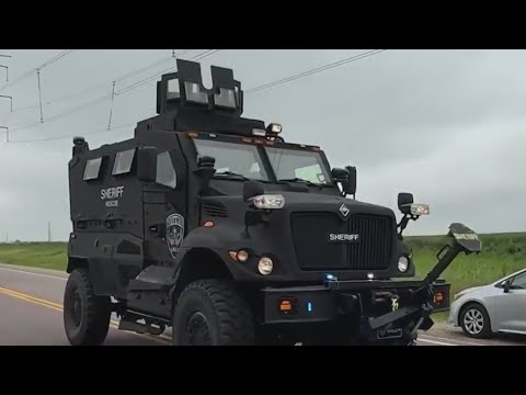 minnesota-shooting-suspect’s-vehicle-discovered-36-hours-into-manhunt-|-newsnation-now