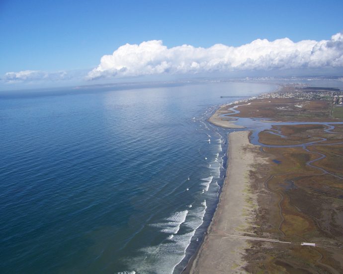 NASA Sensor on Space Station Eyes Contamination off California Coast