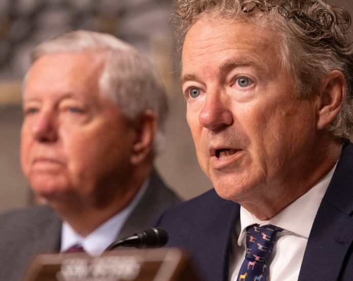 senate-republicans-want-to-charge-federal-workers-thousands-of-dollars-for-job-security
