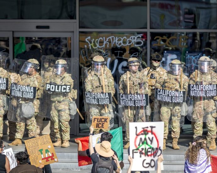 sanctuary-under-siege:-la.’s-fight-against-ice-raids
