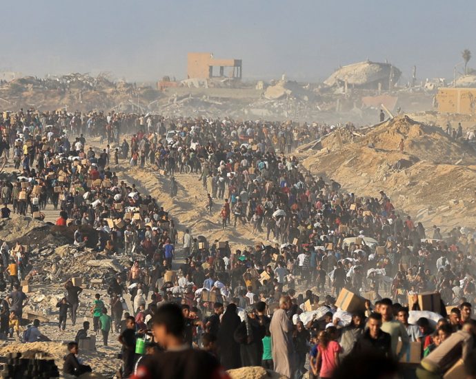 palestinians-in-gaza-condemn-aid-handout-killings