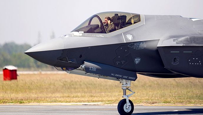 intense-military-aircraft-movement-signals-rapid-build-up-of-us-striking-capabilities-in-middle-east