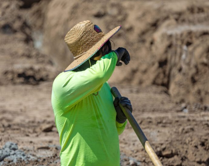 us-labor-advocates-demand-heat-protections-for-workers-as-planet-warms