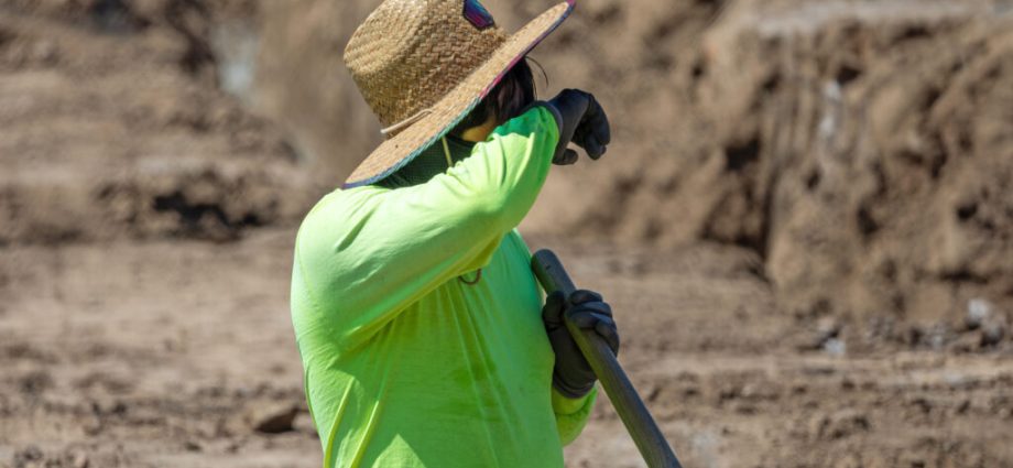 us-labor-advocates-demand-heat-protections-for-workers-as-planet-warms