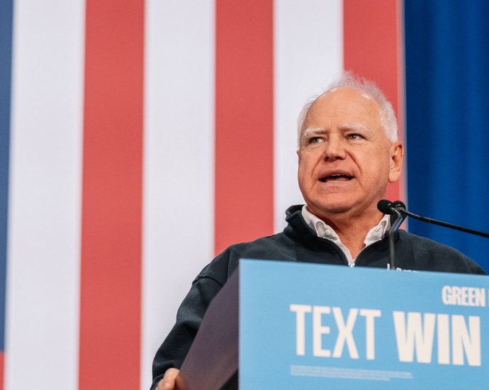 “he’s-a-mess”:-the-traitor-mocks-walz-after-shooting-of-minnesota-democrats