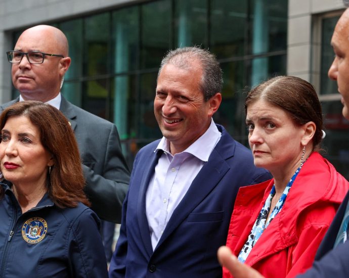new-york-city-mayoral-candidate-freed-after-federal-arrest